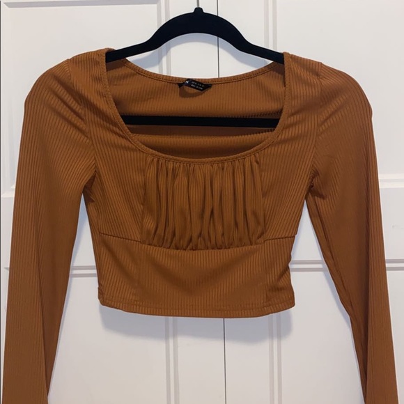 Cute rushed long sleeve top - Picture 1 of 1